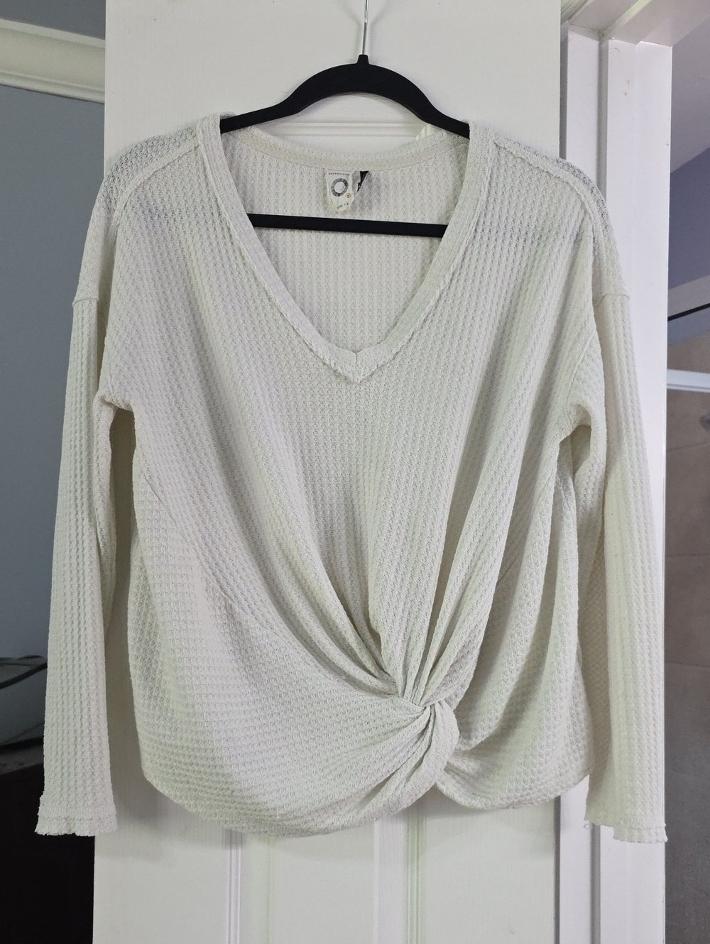 Anthropologie Cream Waffle-Knit V-Neck Twist Long Sleeve Top